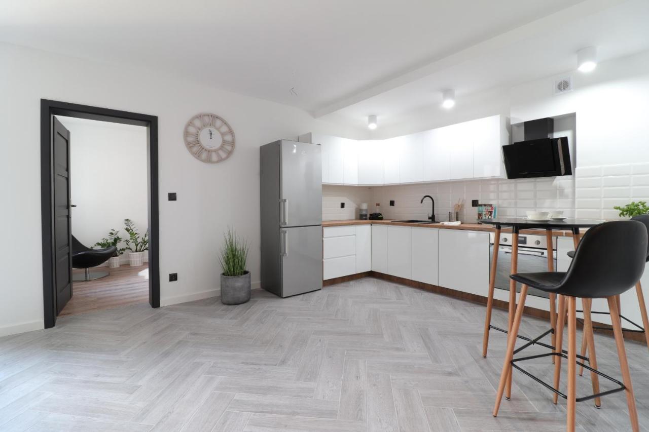 Niron Apartament Walcz Leilighet Eksteriør bilde